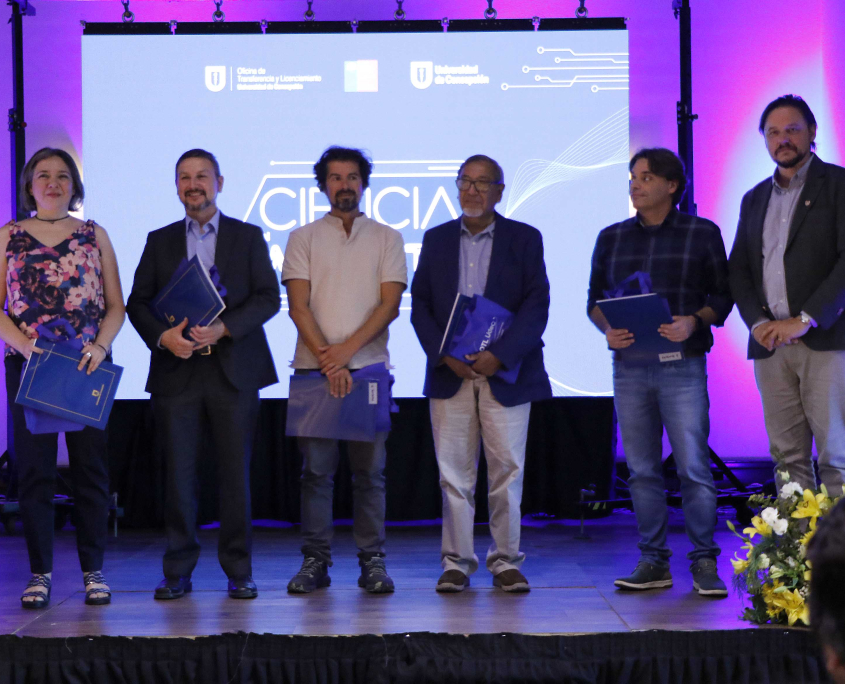 Acad Mica De Veterinaria Udec Recibe Premio Ciencia Con Impacto De La