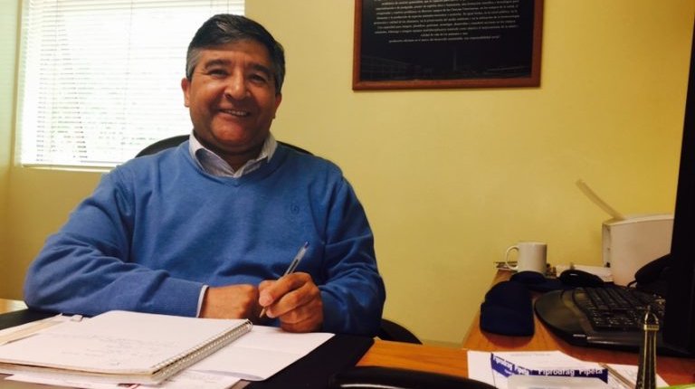 <center>Dr Alejandro Lobos Lopez</center>