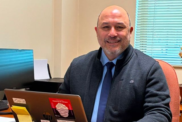 <center>Dr. Pedro Rojas García</center>